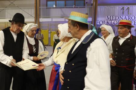 11. MEDNARODNI FOLKLORNI FESTIVAL RAKEK 08 FOTO LJUBO VUKELIČ